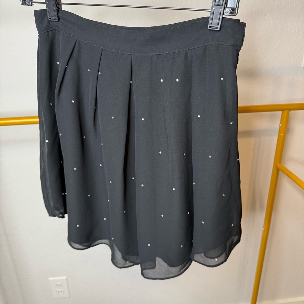 Elegant Black Skirt with Subtle Embellishments